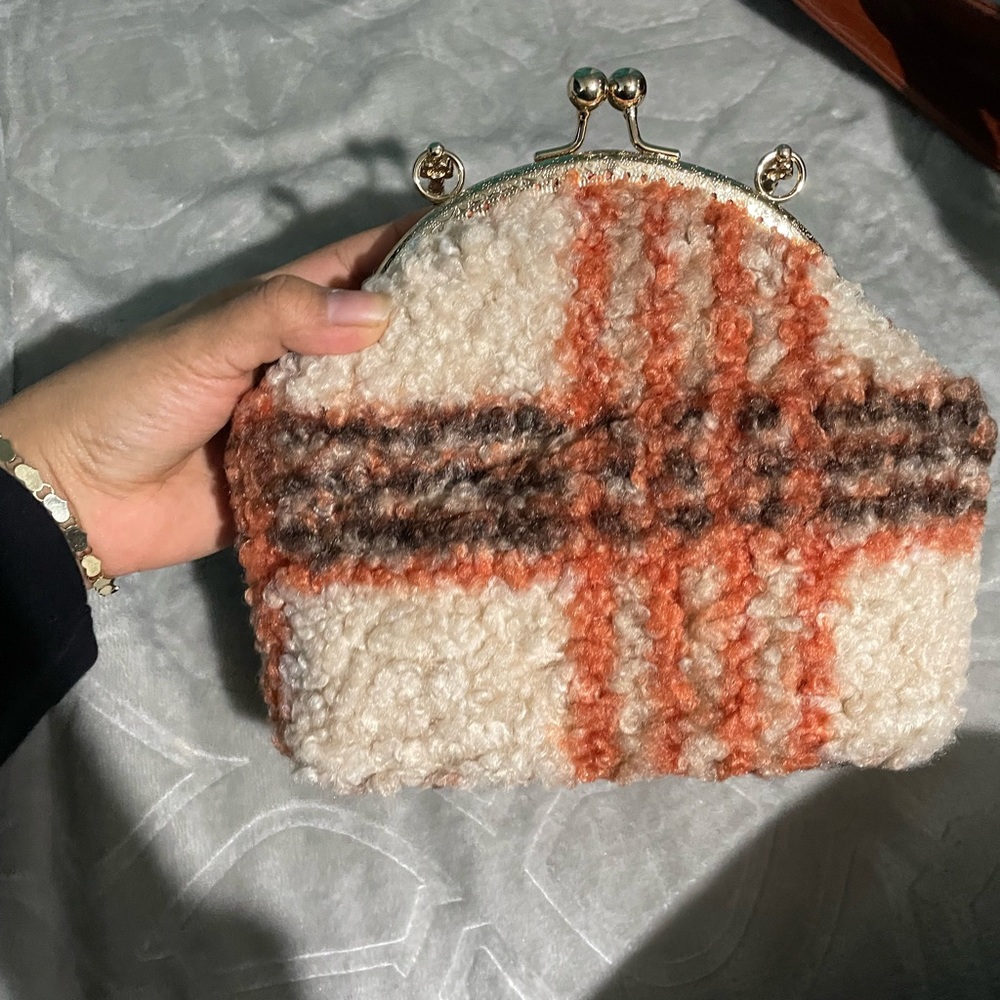 Fluffy plaid mini bag